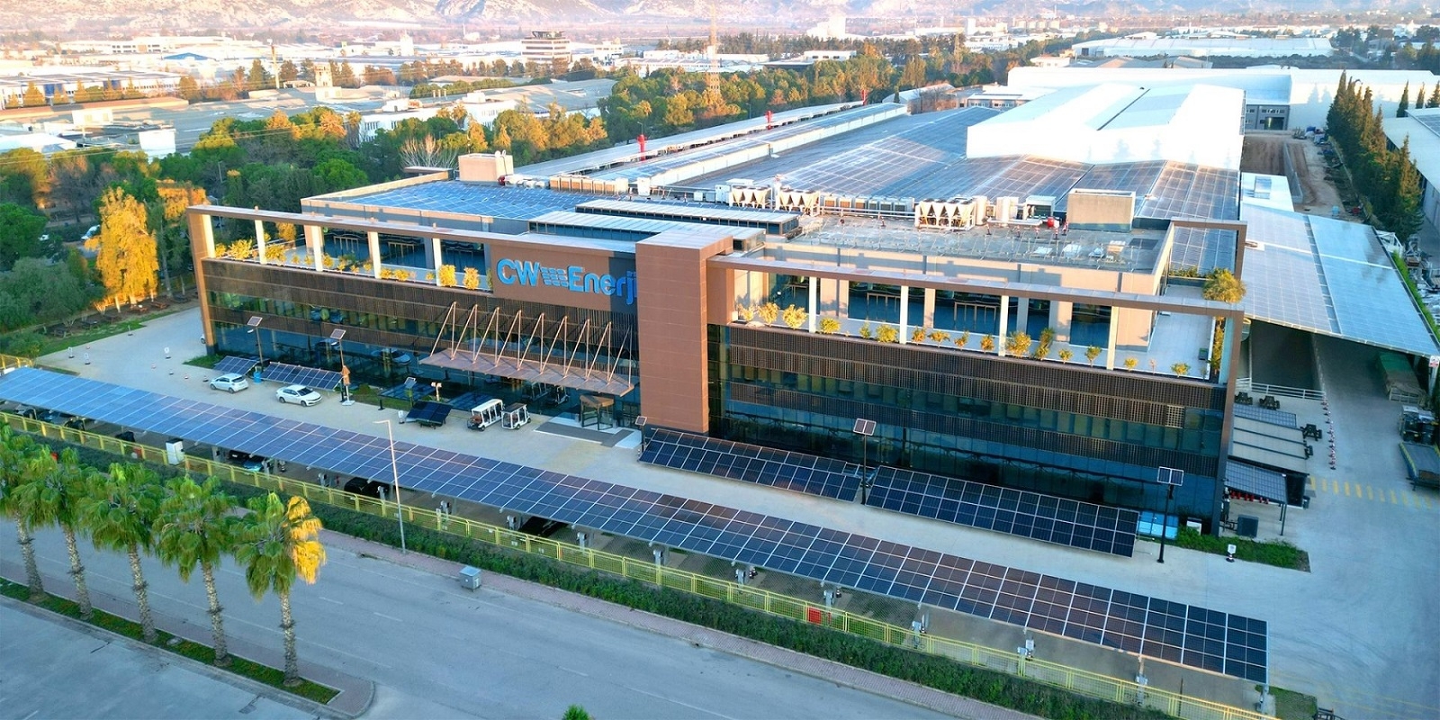 CW Enerji’den Dev Yatırım: Güneş Hücresi Üretim Tesisi ile 850 Kişilik Yeni İstihdam