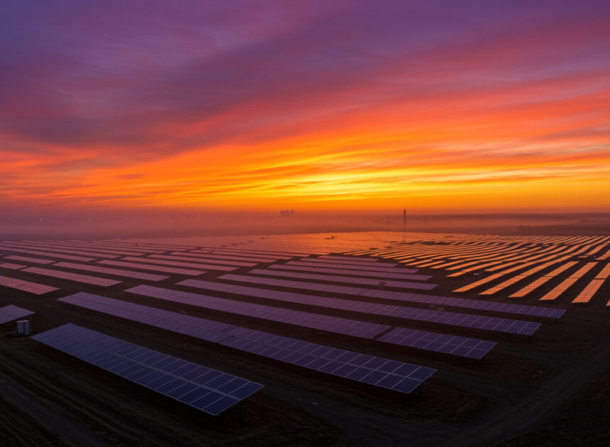ACWA Power’dan Türkiye’ye 2 GW’lık Güneş Enerjisi Yatırımı!