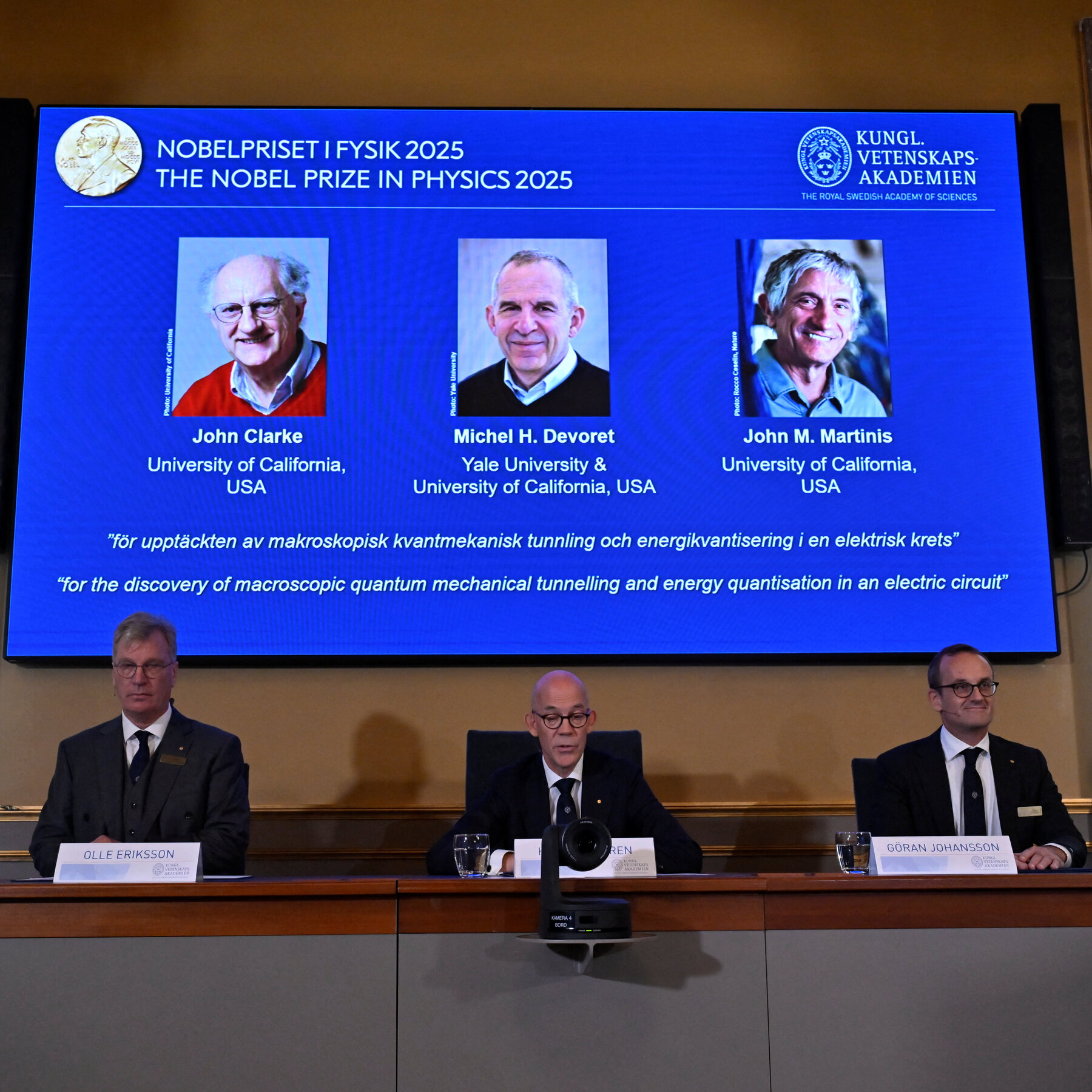Nobel Prize in Physics Is Awarded for Work in Quantum Mechanics