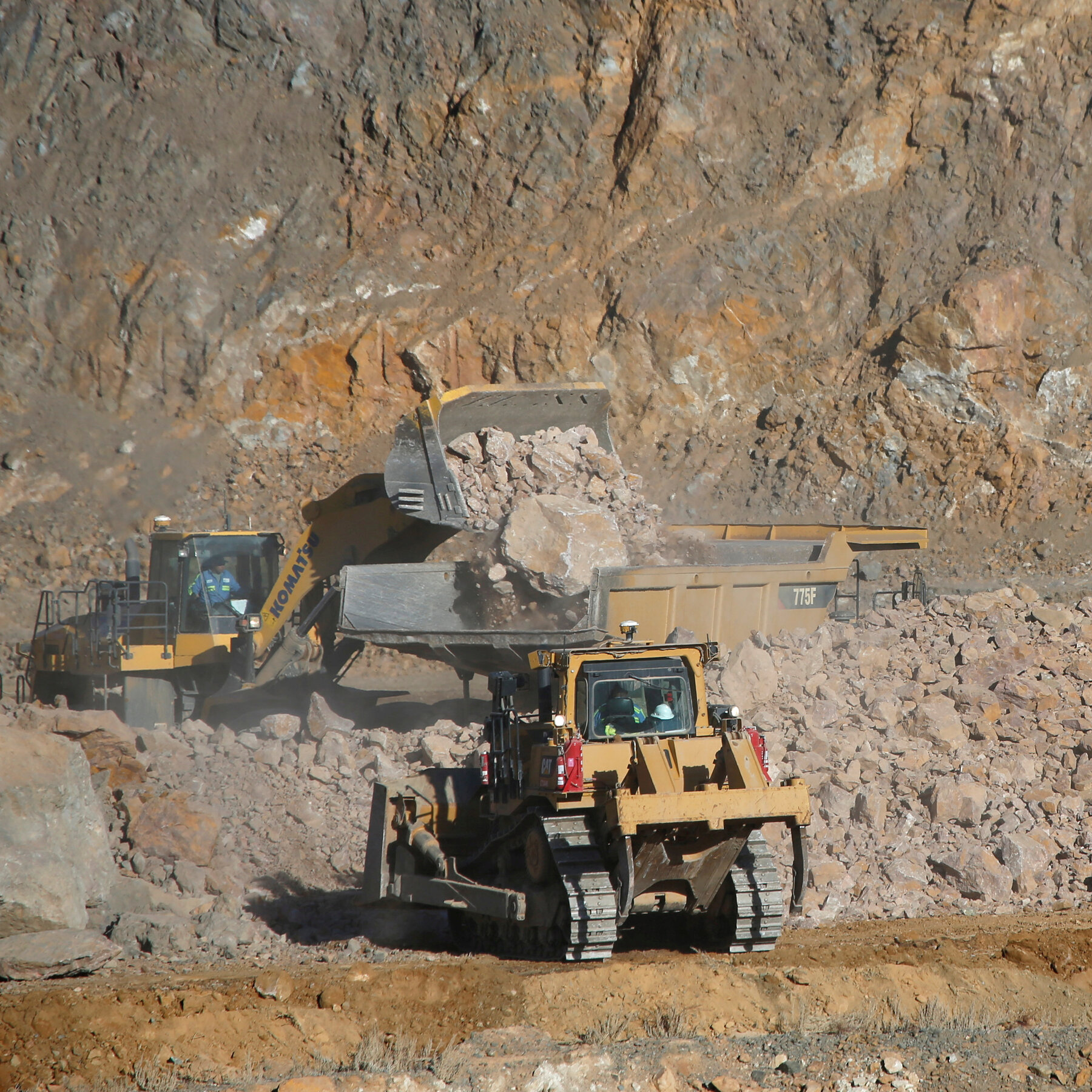 Trump Unveils $12 Billion Critical Minerals Stockpile